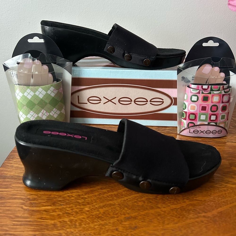 NWOT Lexees Flexees Snap On Sandals Slides Black Size 9